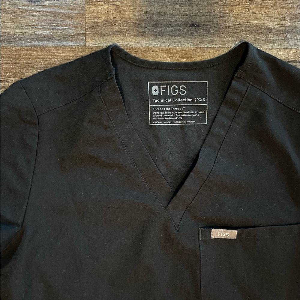 Figs Catarina One-Pocket Scrub Top in Black. Size XXS - Picture 7 of 10
